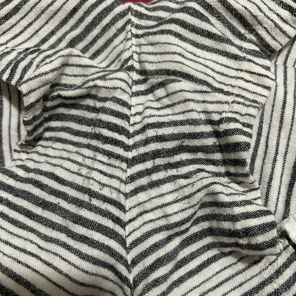 Women's Gap Pull-On Black/Beige Shorts - Picture 7 of 8
